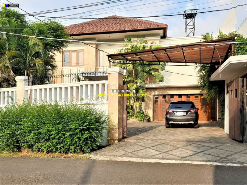 Disewakan Rumah Pejaten Barat, Pejaten, Jakarta Selatan, KOLAM RENANG EXPATRIAT